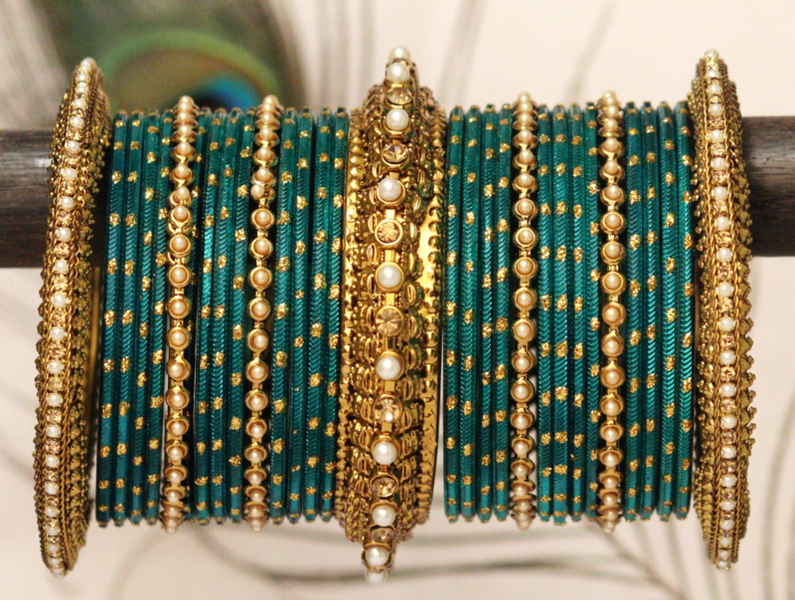 Rama Green Metal Dot Bangles With Chakri Bangles