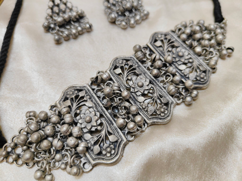 Bano Silver Look Alike Filigree Ghungroo Necklace Set, Banjara