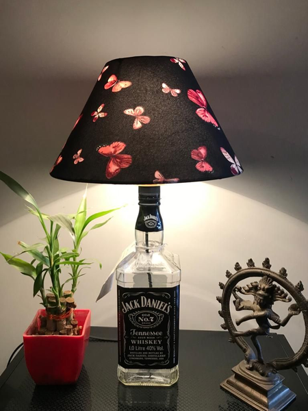 Morpheus bottle lamp with jute lamp shade