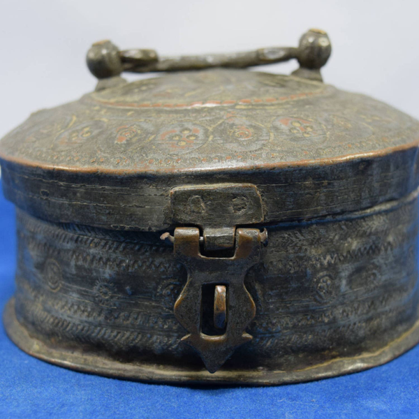 Antique Handcrafted Engraved Copper Box Tableware Traditional Indian