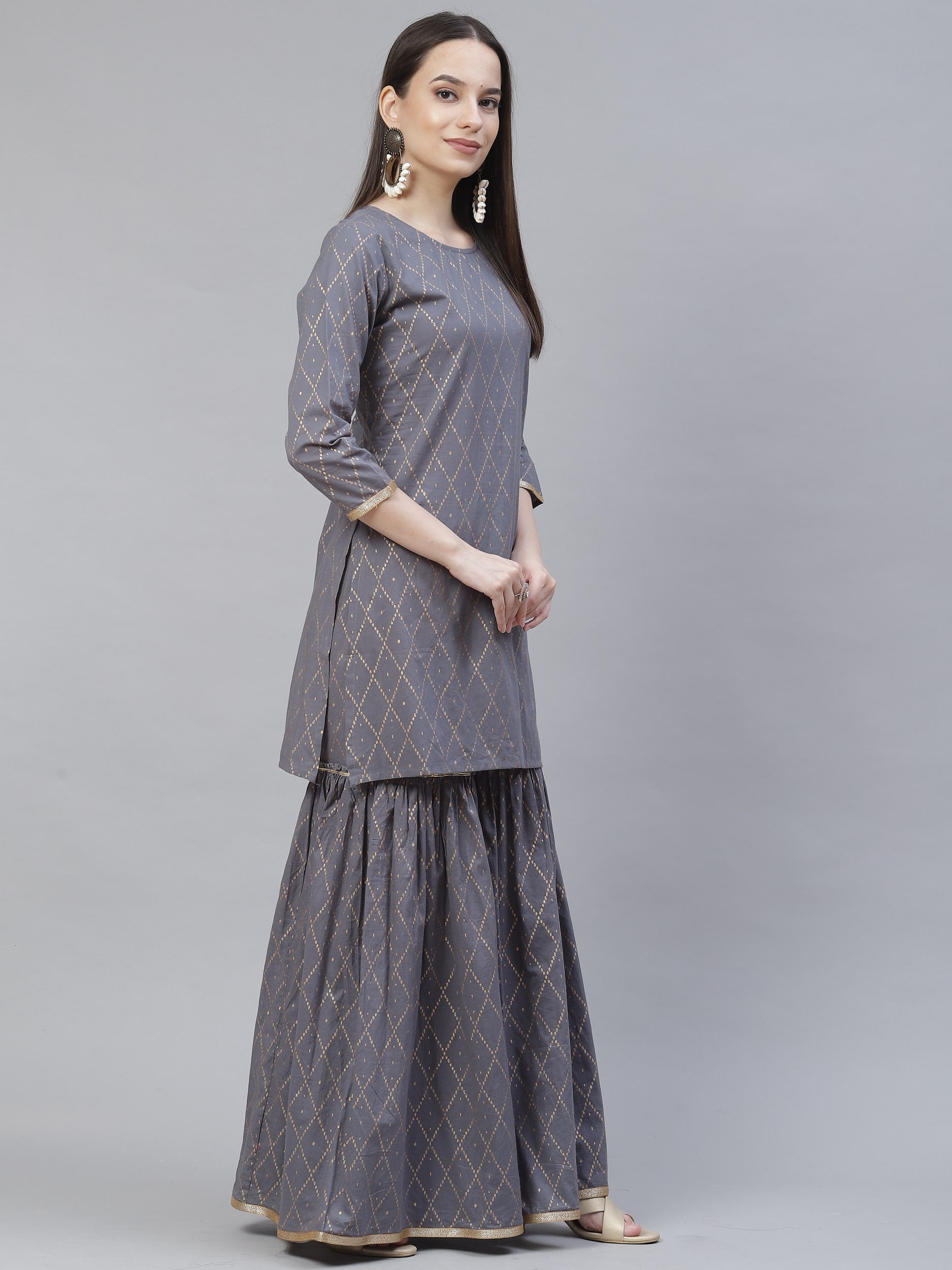 Women Grey Printed Regular Gotta Patti 