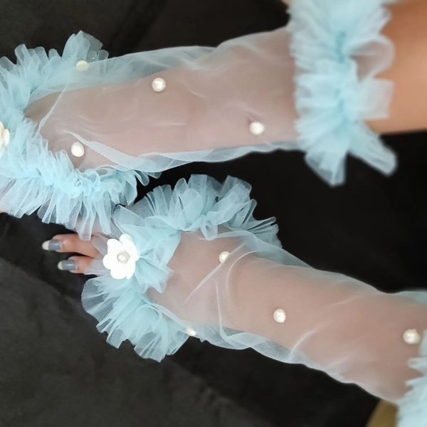 Sky Blue Fascinator And Gloves Set