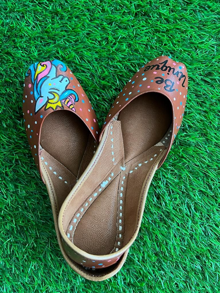 Be Unicorn brown handmade jutti