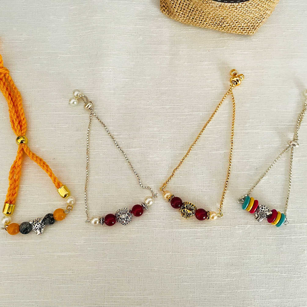 Beaded Cheetah Charm Bracelet in Silver Chain (1 piece)