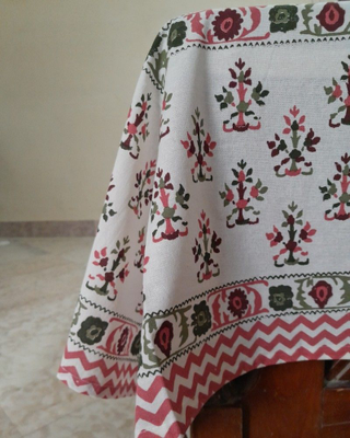 Printed Tablecloth 130x180cm for 6 Seater main image 1