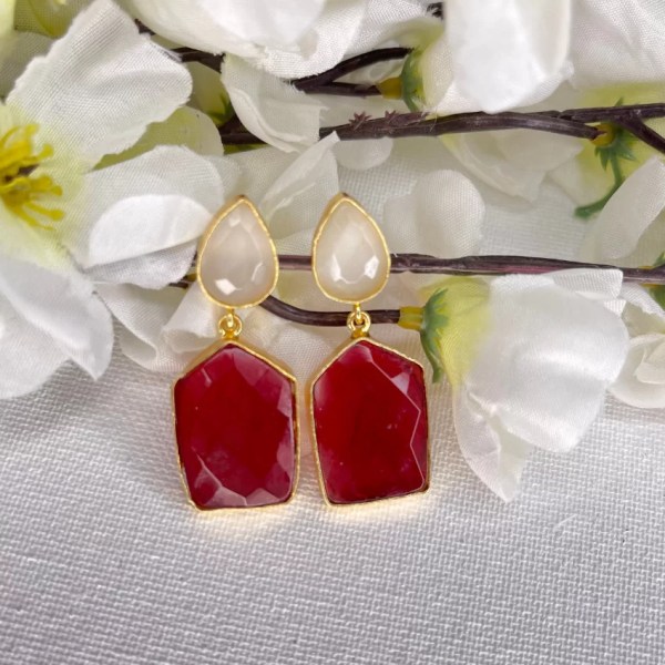 Red White Color Crystal Stone Smart Trendy Earrings