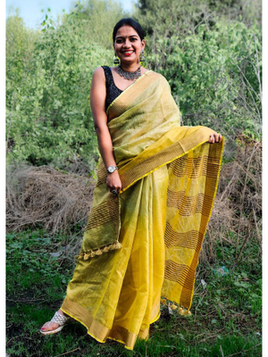 Golden Handwoven Tissue Fabric Festive & Party Style Saree
