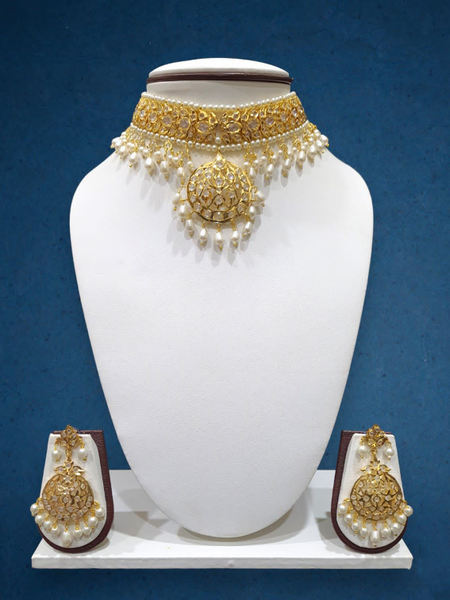 Golden Jadau Hyderabadi Bridal Choker Necklace Set For Women
